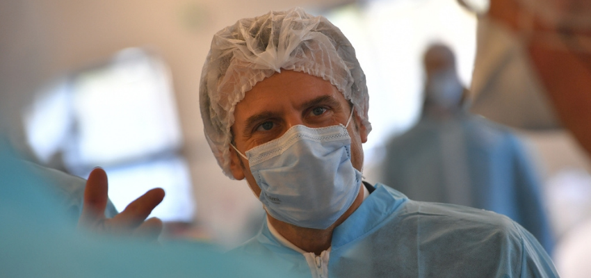 Covid long : Emmanuel Macron à l'hôpital Foch à la rencontre de soignants @ Hôpital Foch | Suresnes | Île-de-France | France