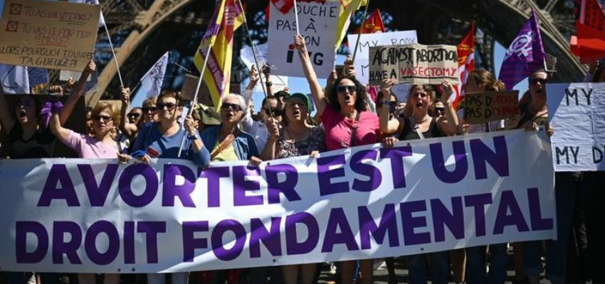 Des manifestations pro-IVG partout en France @ France | France