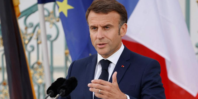 Emmanuel Macron invité du 20H de TF1 et France 2 @ Caen | Caen | Normandie | France